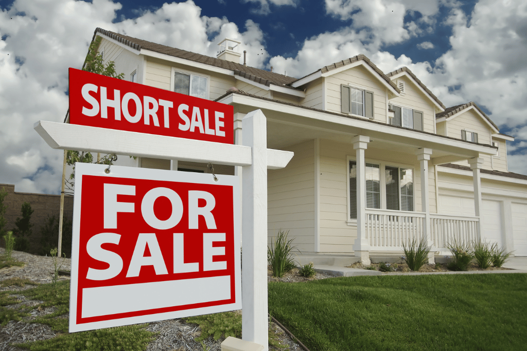 Traditional Sales vs. Short Sales And Foreclosures