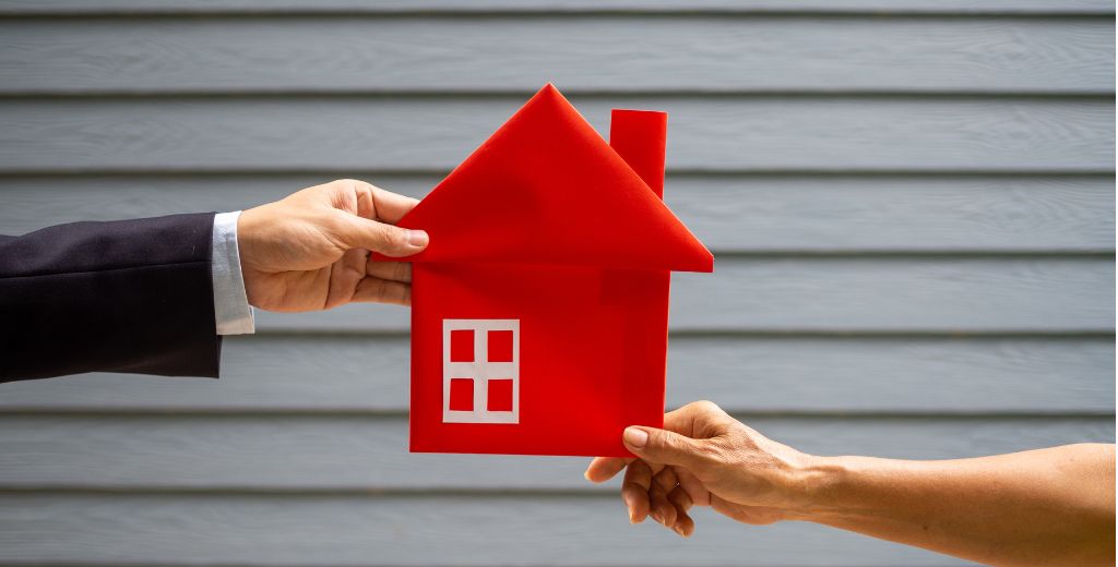 what legal requirements are needed to sell a house in Dallas